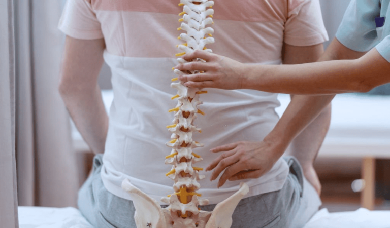 Best spine treatment delhi